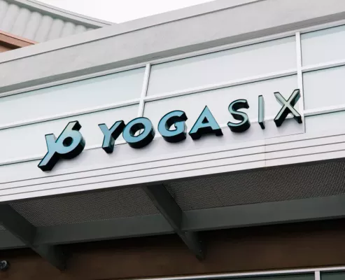 YogaSix Außenfassade